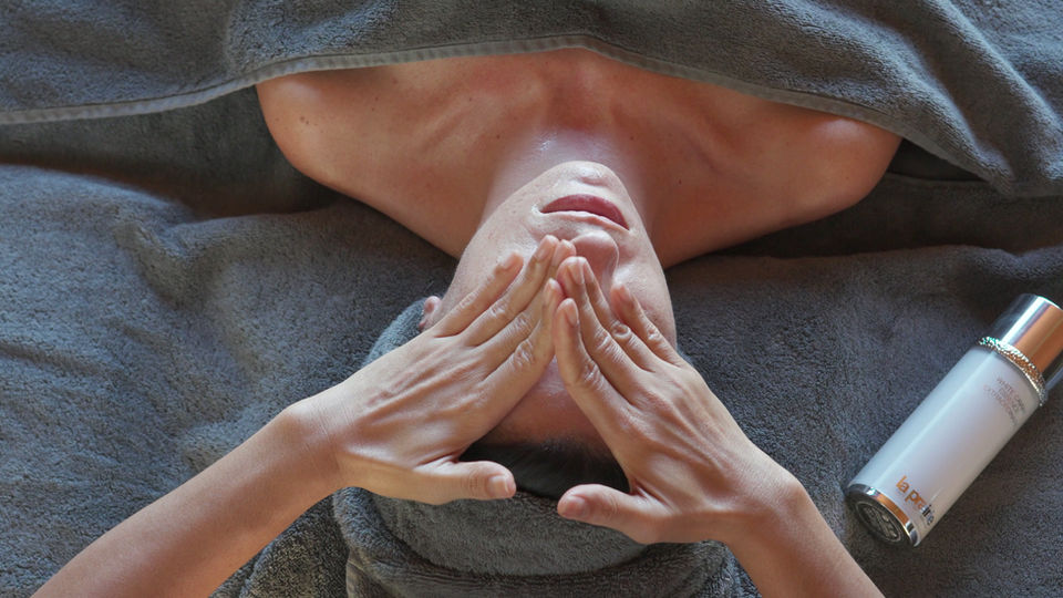 cabana_5_mandarin_logo (2160p)